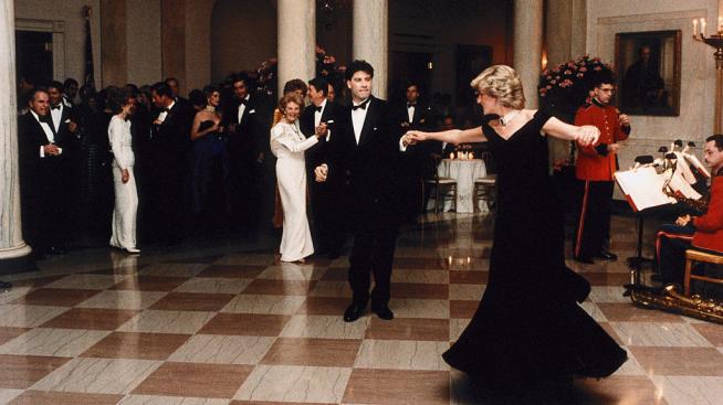 Джон Траволта за танца си с принцеса Даяна: Беше като приказка