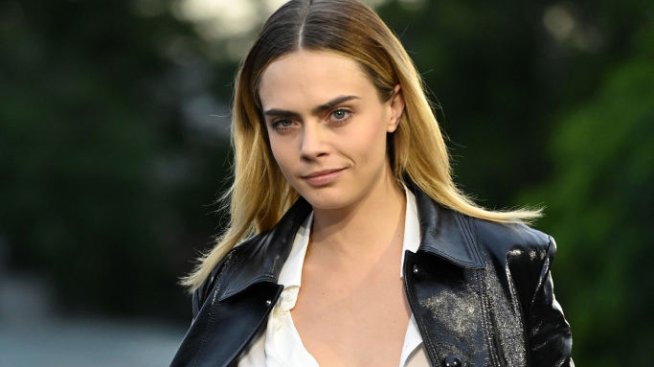 Тревожни: Близките на Кара Делевин искат да я вкарат в клиника