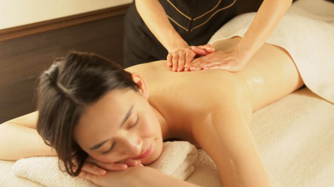 Масло за тяло - решението за суха кожа