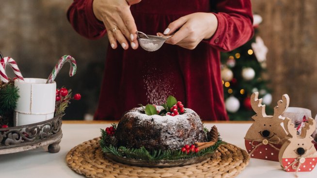 Рецепти за Коледа – кекс със захарни сливи от „Лешникотрошачката“