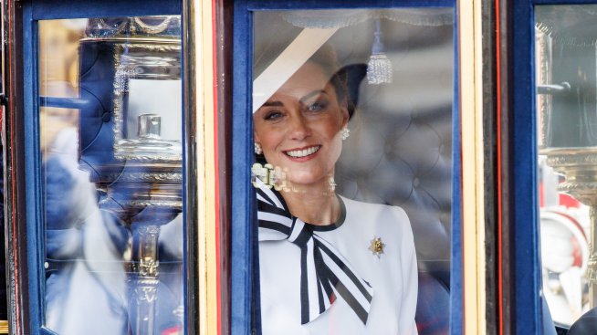 Кейт Мидълтън с нов портрет на фона на битката й с рака