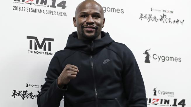 Флойд Мейуедър ти пожелава рожден ден срещу 999 долара