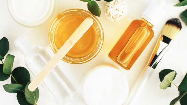 Крем за лице с етерични масла – как да си го направите у дома? 