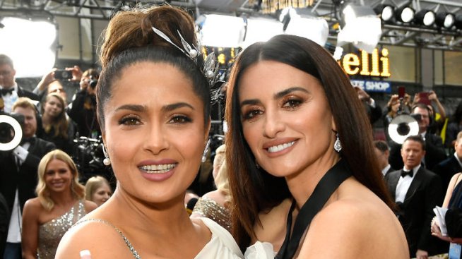 Приятелки за цял живот – как Салма Хайек и Пенелопе Крус се сближават