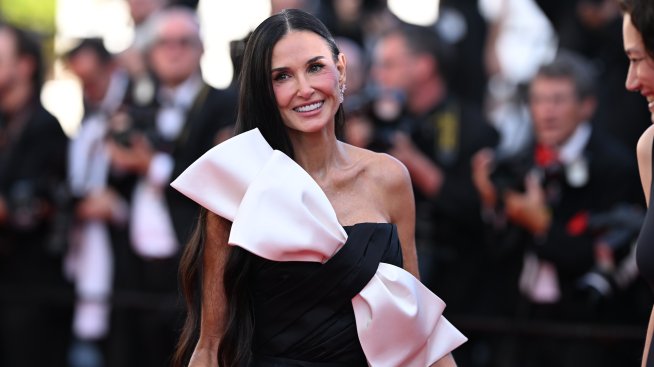 Деми Мур с мастърклас по грациозно остаряване