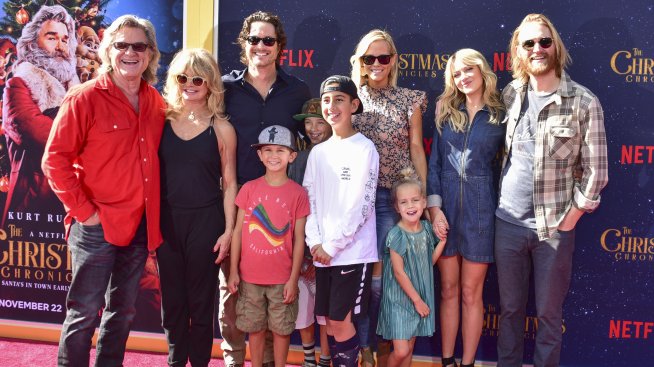 Оливър Хъдсън за травмата от детството си с Голди Хоун