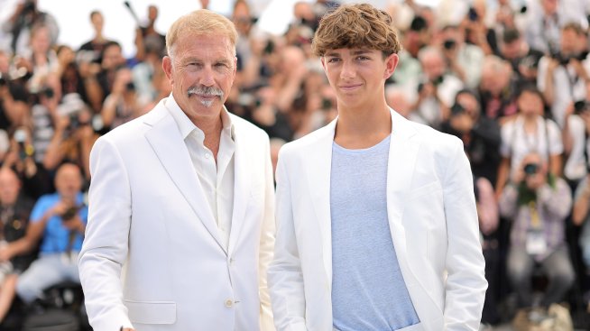 Кевин Костнър: Бях сломен от развода си, но работата ме задържа над водата