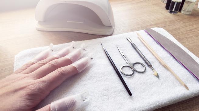 Гел лак – как да го премахнем сами?