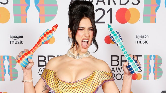 Дуа Липа обвинена в кражба на песен