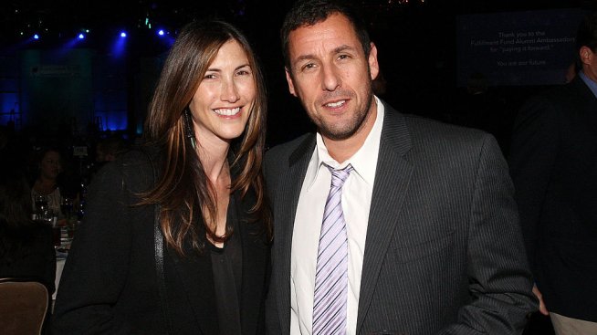 Изненада – съпругата на Адам Сандлър участва в повече от 20 негови филма