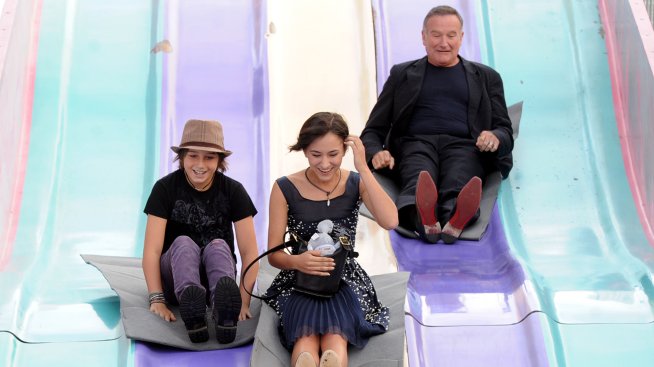 Дъщерята на Робин Уилямс за връщането на баща ѝ чрез изкуствения интелект