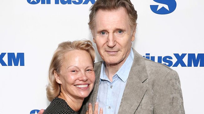 Има си типаж – Памела Андерсън е „точно като“ покойната съпруга на Лиъм Нийсън