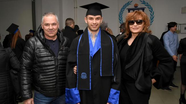 Аня Пенчева ще става баба! Синът й Ангел очаква първо дете