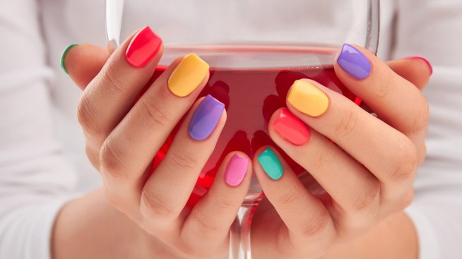 Маникюр за лятото: 3 нестандартни идеи, които да опитате