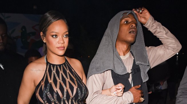 Заедно са: Риана и A$AP Роки прекараха семеен ден в парка с големия си син