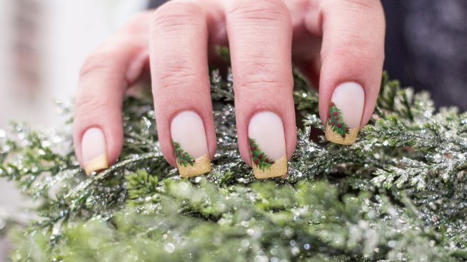 Бляскав френски маникюр – задължителен за празниците