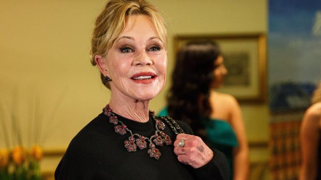 Мелани Грифит се снима по бельо на 63, но защо?