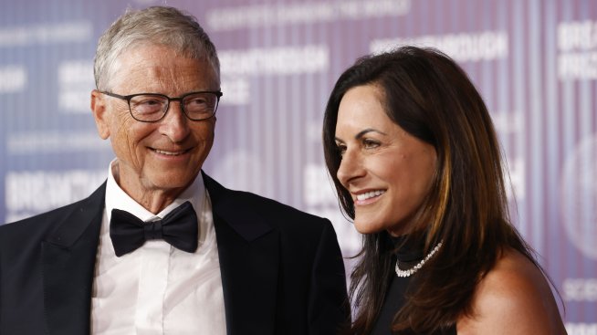 Бил Гейтс коментира за първи път „сериозната си приятелка“ Пола Хърд