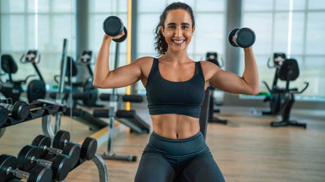 Силни и тонизирани ръце – 7 упражнения, които да правите