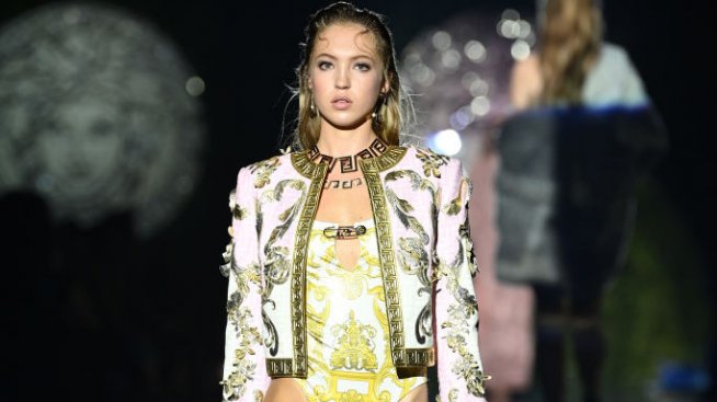 Лила Мос пренебрегна нормите в модата