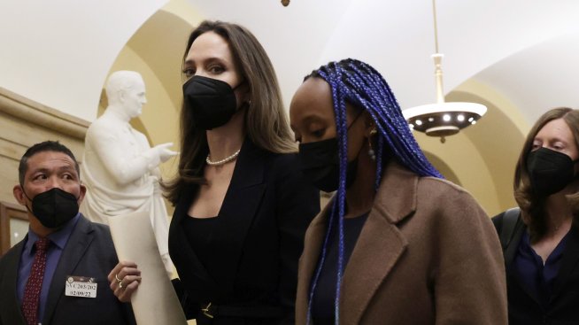 Захара Джоли-Пит изостави фамилното име на баща си Брад