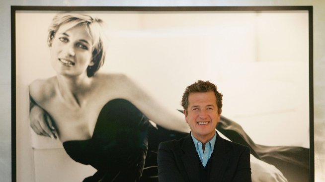 Емблематична рокля на принцеса Даяна беше продадена на търг