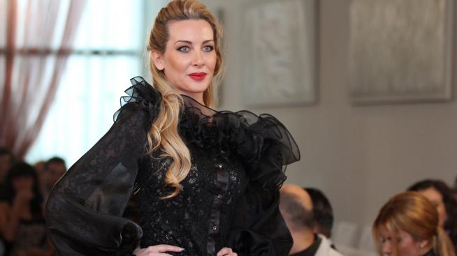 Майчини вълнения: Синът на Антония Батинкова с първа подстрижка