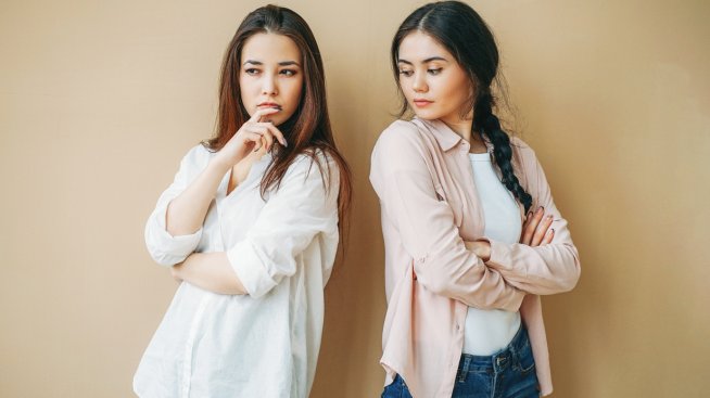 Как да се справим със завистта и ревността в приятелството