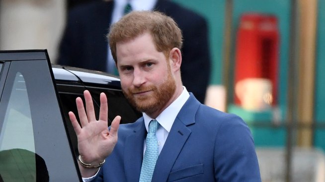 Толкова ли са лоши отношенията на принц Хари с роднините му във Великобритания?