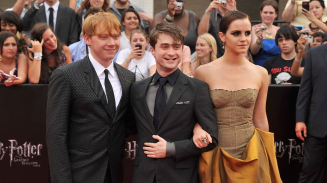 От Warner Brothers искат още филми за Хари Потър, само ако Дж. К. Роулинг се съгласи