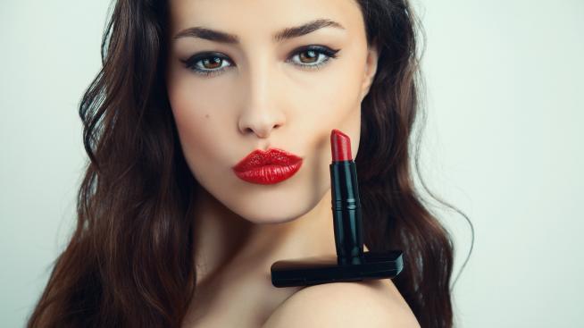 Бюти съвети – трик с нанасяне на червило стана хит в TikTok