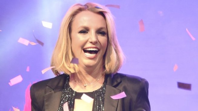 Синовете на Бритни Спиърс се появиха за първи път от преместването им на Хавай