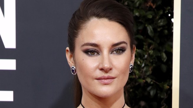 Шейлин Уудли понася тежко раздялата с Арън Роджърс