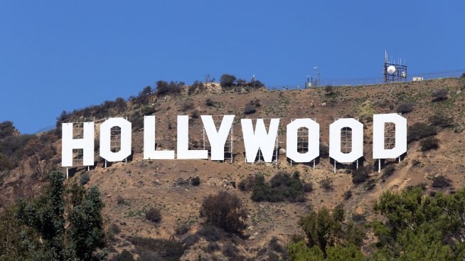 Емблематичният надпис „Холивуд“ навърши 100 години