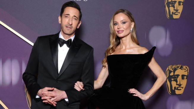 Невероятно завръщане на британската съпруга на Харви Уейнстейн – Джорджина Чапман