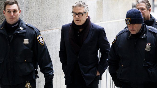 Алек Болдуин: Всички знаят истината за стрелбата