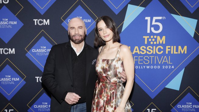 Синът на Джон Траволта стана на 14