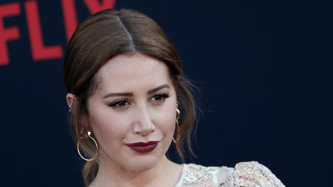 Тайната на Ашли Тисдейл за чиста кожа