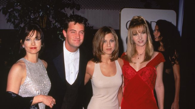 Колегите на Матю Пери отказват да се събират без него