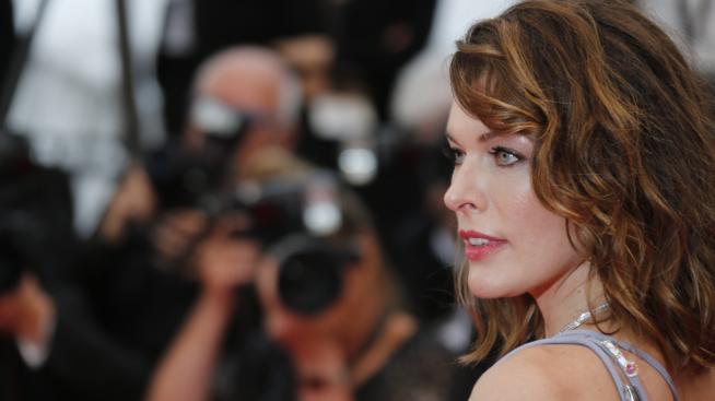 Мила Йовович очаква момиченце!