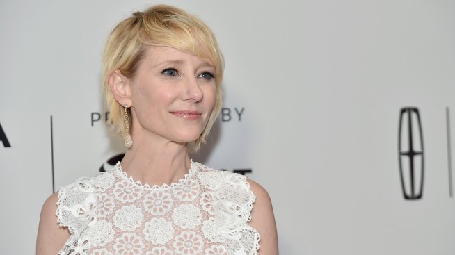 Мемоарите на покойната Ан Хечи – история за намирането на мир след тормоза