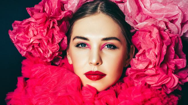 Бюти тенденции – мигли и устни в един цвят