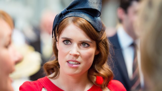 Кралски новини – Принцеса Юджини с първа поява след скандала с принц Андрю