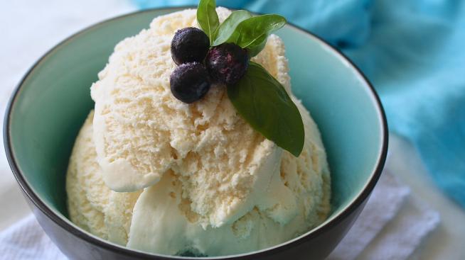 Домашен ванилов сладолед – как да го приготвите? 