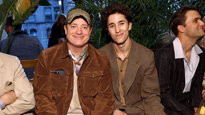 Брендън Фрейзър направи рядка поява с 21-годишния си син Холдън