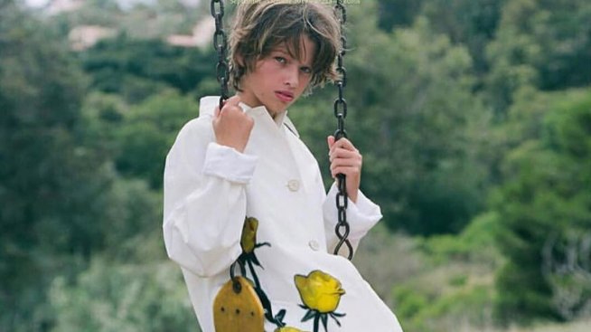 Дъщерята на Мила Йовович с първа фотосесия