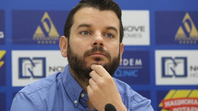 Иван Христов, Гала и Есил Дюран изпратиха абитуриенти