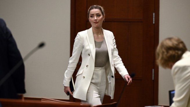 Амбър Хърд изостави Холивуд