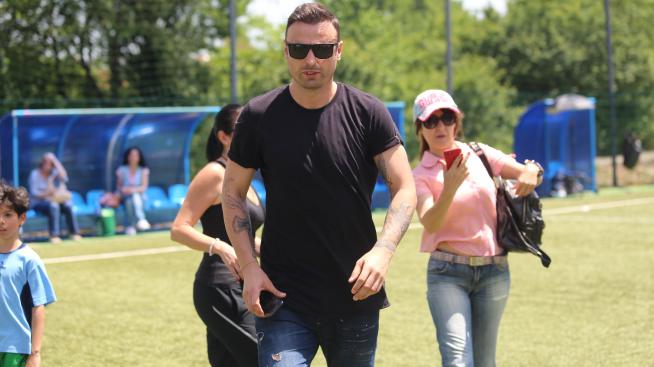 Димитър Бербатов готов с книгата си на английски