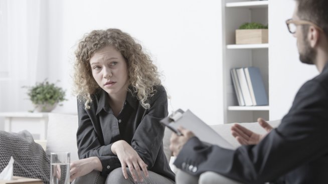 8 начина, по които хората маскират ниското си самочувствие